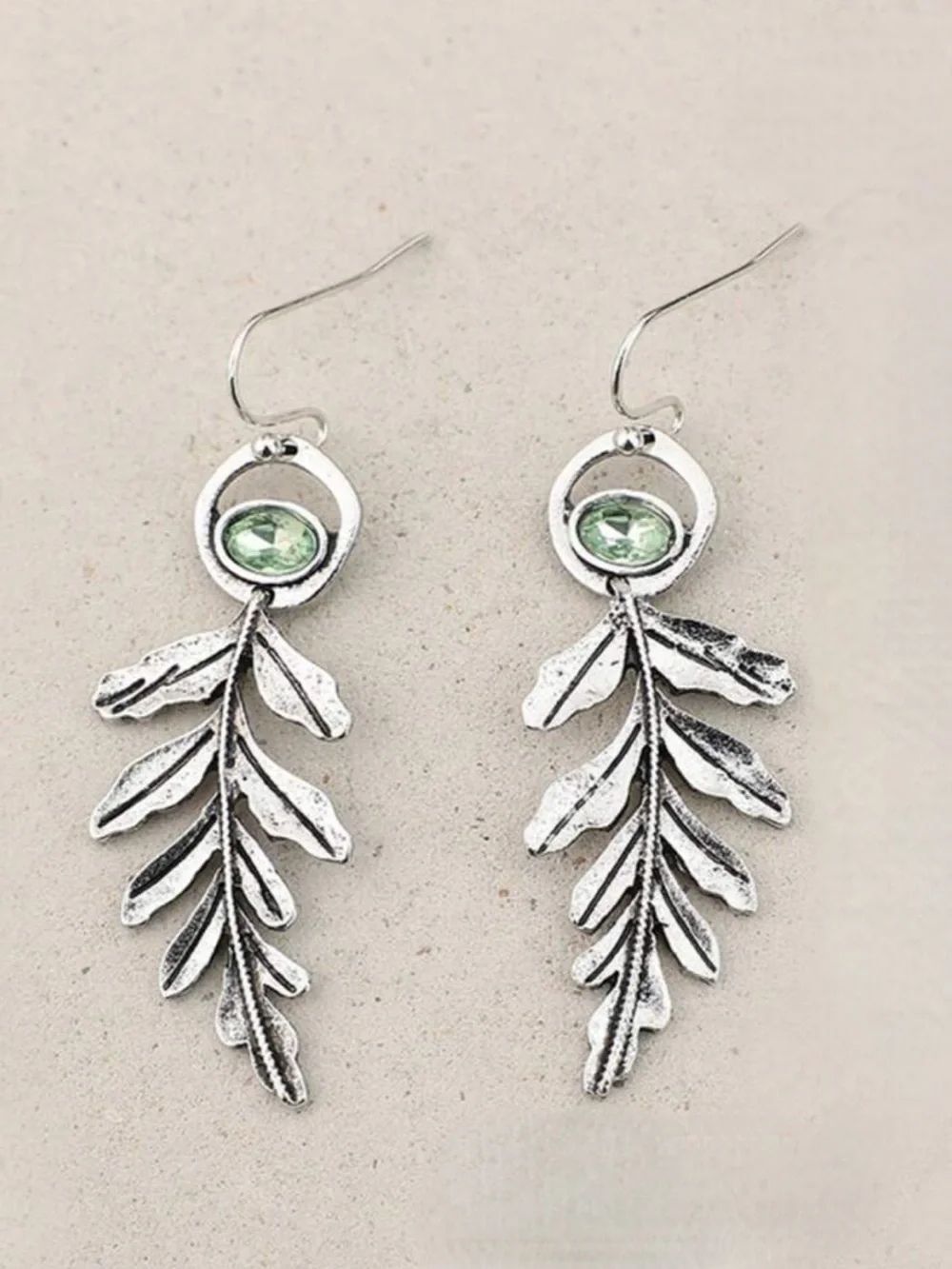Leaf Drop Earrings N2404